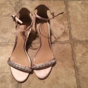 Jewel  Badgley mischka heels